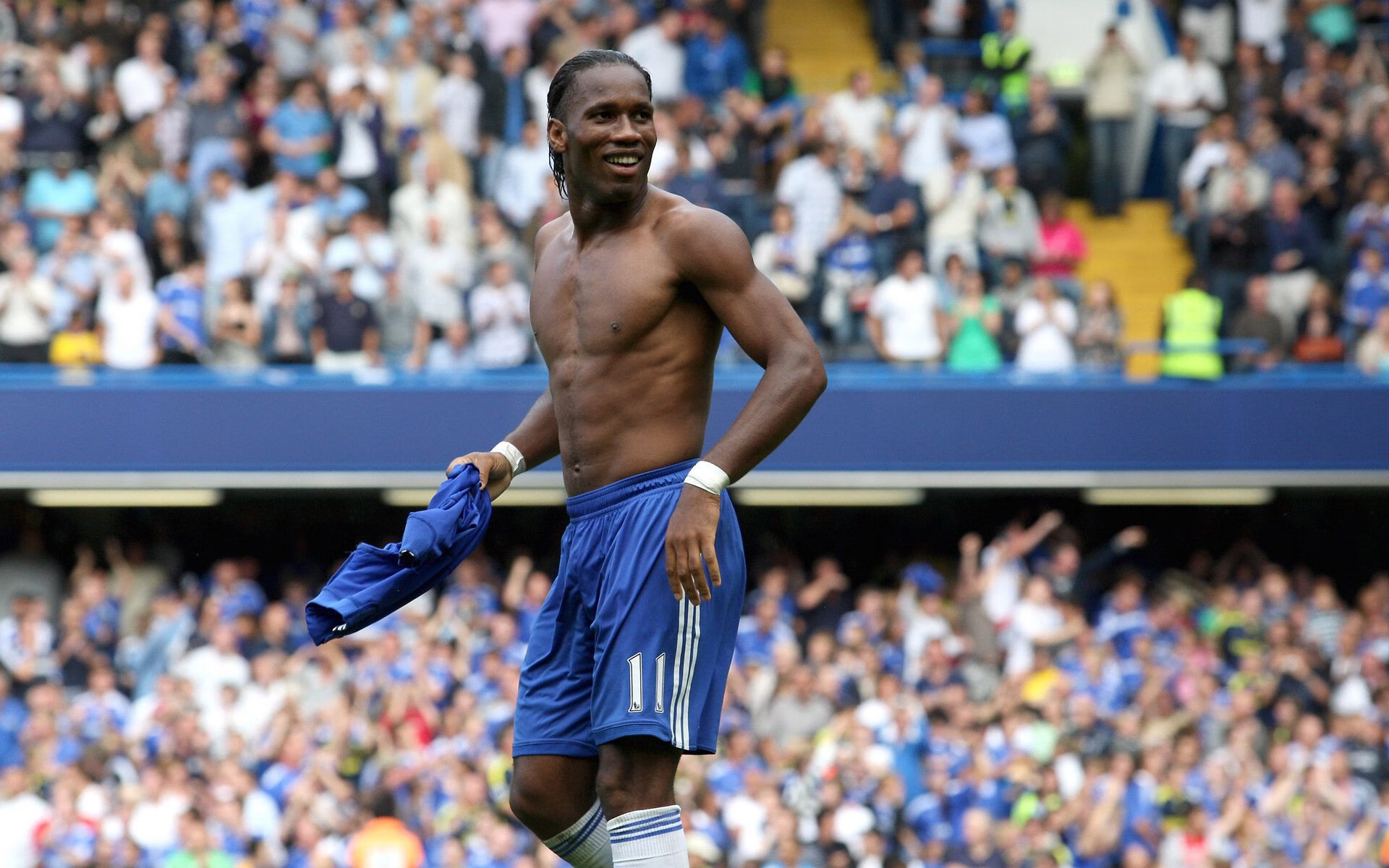 英超升班马惊艳表现引发关注，英超升班马保级成功